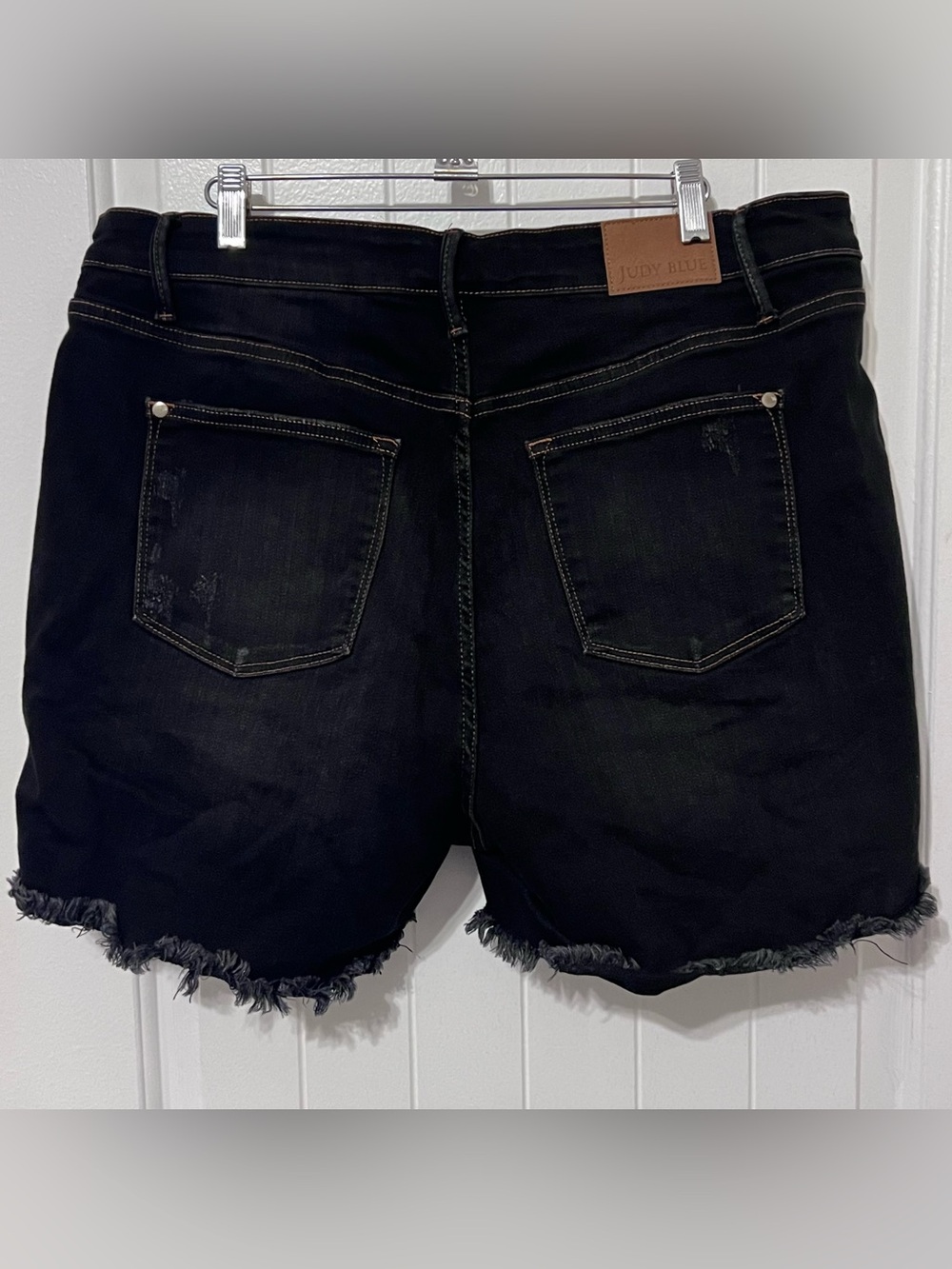 Judy Blue Women's Tummy Control Fray Hem Shorts Pockets Black 2XL